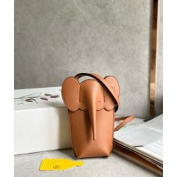 Loewe Elephant Pocket in Brown Calfskin LS929030