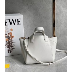 Loewe Hammock Nugget Bag In White Calfskin LS929068