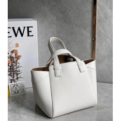 Loewe Hammock Nugget Bag In White Calfskin LS929068