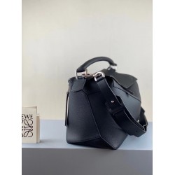 Loewe Large Puzzle Bag In Black Grained Leather LS929076