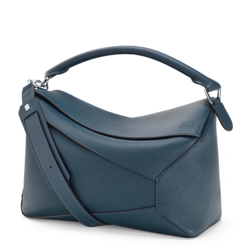 Loewe Large Puzzle Bag In Blue Grained Leather LS929077