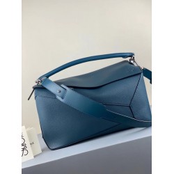 Loewe Large Puzzle Bag In Blue Grained Leather LS929077