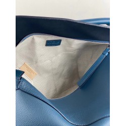 Loewe Large Puzzle Bag In Blue Grained Leather LS929077