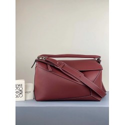 Loewe Large Puzzle Bag In Bordeaux Calfskin LS929080