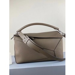 Loewe Large Puzzle Bag In Khaki Grained Leather LS929079