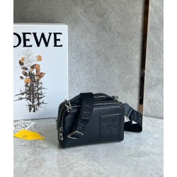 Loewe Mini Camera Crossbody Bag in Black Calfskin LS929123