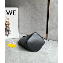 Loewe Mini Pebble Bucket Bag in Black Calfskin LS929159