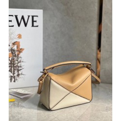 Loewe Puzzle Mini Bag In Dune/Warm Desert Calfskin LS929196