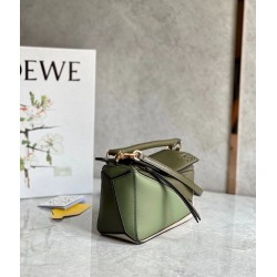 Loewe Puzzle Mini Bag In Green/Oat Calfskin LS929197