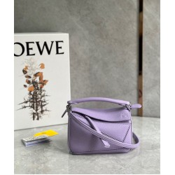 Loewe Puzzle Mini Bag In Lilas Grained Calfskin LS929199