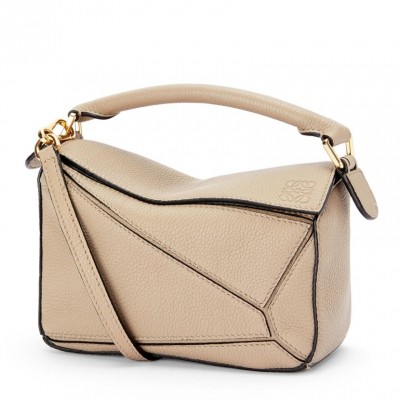 Loewe Puzzle Mini Bag In Sandy Grained Calfskin LS929203