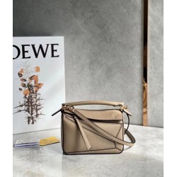 Loewe Puzzle Mini Bag In Sandy Grained Calfskin LS929203