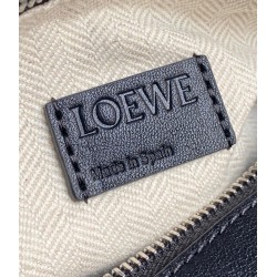 Loewe Puzzle Small Bag In Noir Classic Calfskin LS929218