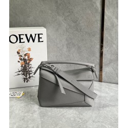 Loewe Puzzle Small Bag In Pearl Grey Grained Leather LS929220