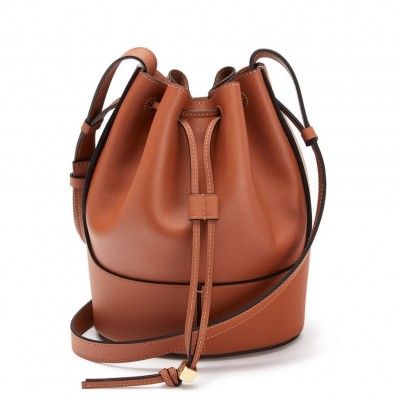 Loewe Small Balloon Bucket Bag In Camel Calfskin LS929239