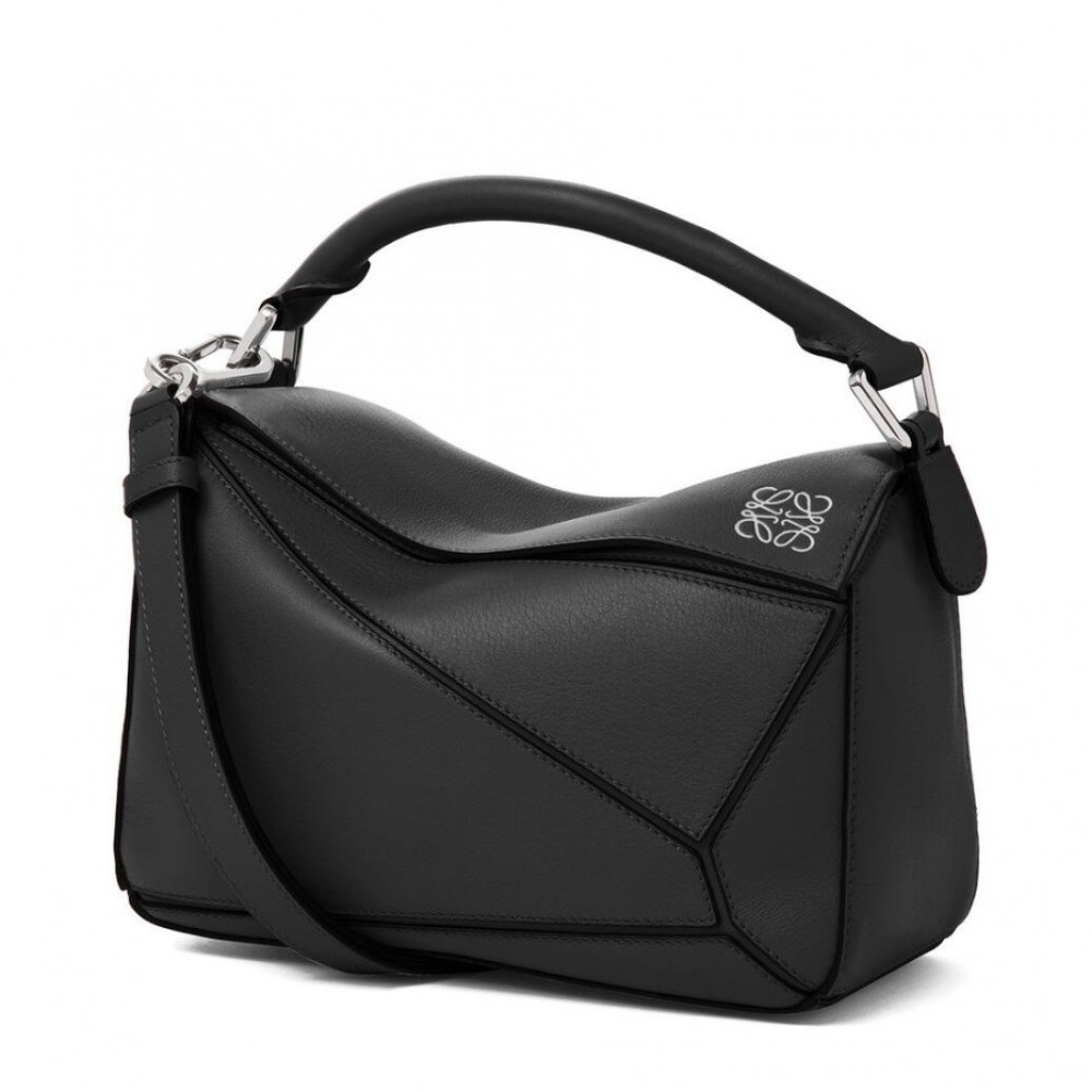 Loewe Small Puzzle Bag In Black Calfskin Leather LS929262